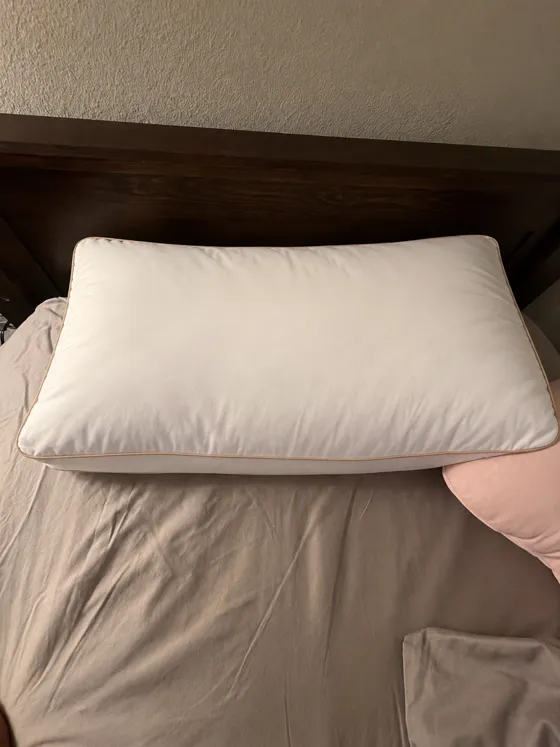 Bedding photo for test card 8
